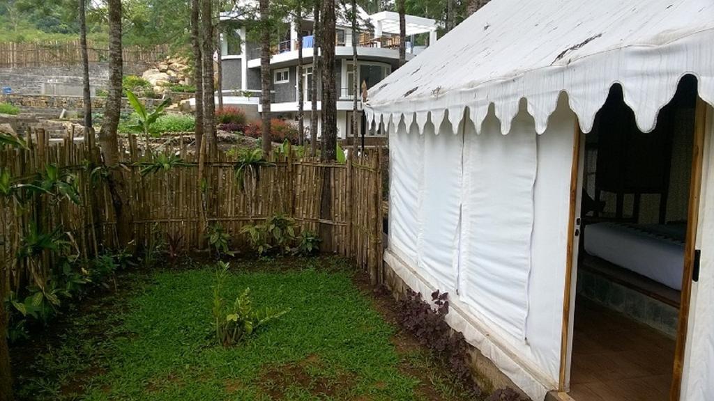 Bison Woods Otel Yercaud Oda fotoğraf