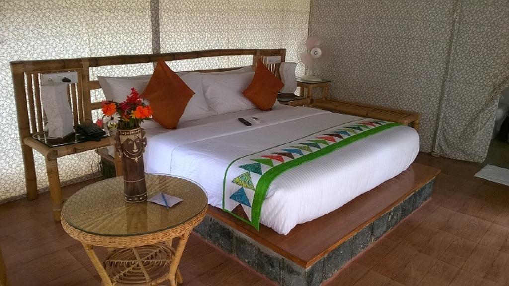 Bison Woods Otel Yercaud Oda fotoğraf